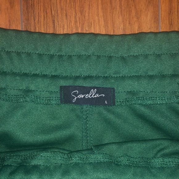 Green track pants. - Picture 3 of 3